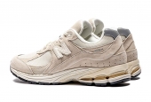 NEW BALANCE 2002R OFF WHITE [M2002RCC]