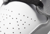 AIR JORDAN 1 LOW LIGHT SMOKE GREY [553558-030]