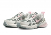 V2K RUN LIGHT PUMICE PINK FOAM [HQ4046-001]