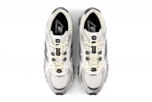 NEW BALANCE 204L SILVER METALLIC BLACK [U204LSWD]