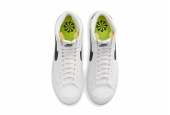 BLAZER MID 77 NEXT NATURE WHITE BLACK W [DO1344-101]