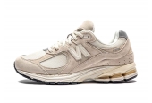 NEW BALANCE 2002R OFF WHITE [M2002RCC]
