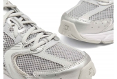 NEW BALANCE 530 MOONBEAM SILVER METALLIC [MR530RS]