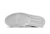 AIR JORDAN 1 LOW TRIPLE WHITE [553558-136]