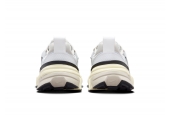 NIKE V2K RUN RUNTEKK ‘SUMMIT WHITE METALLIC SILVER’  [FD0736-100] [HJ4497-100]