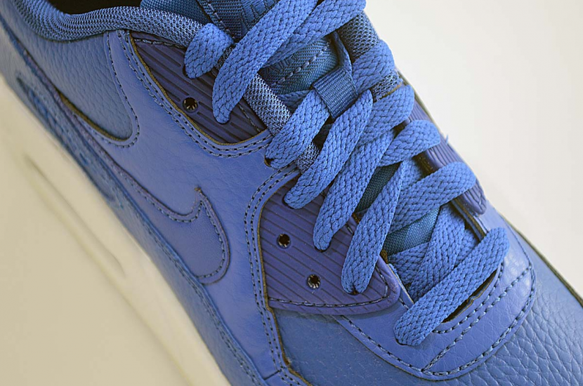 AIR MAX 90 GAME ROYAL WHITE [724821-402]