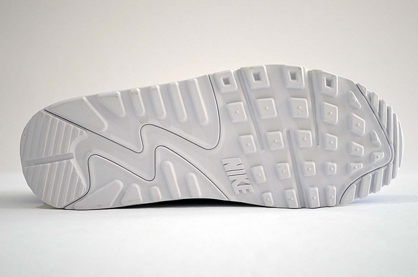 AIR MAX 90 GAME ROYAL WHITE [724821-402]