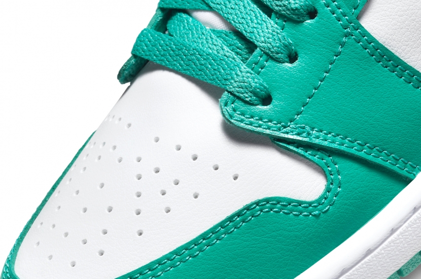 AIR JORDAN 1 LOW NEW EMERALD [DC0774-132]