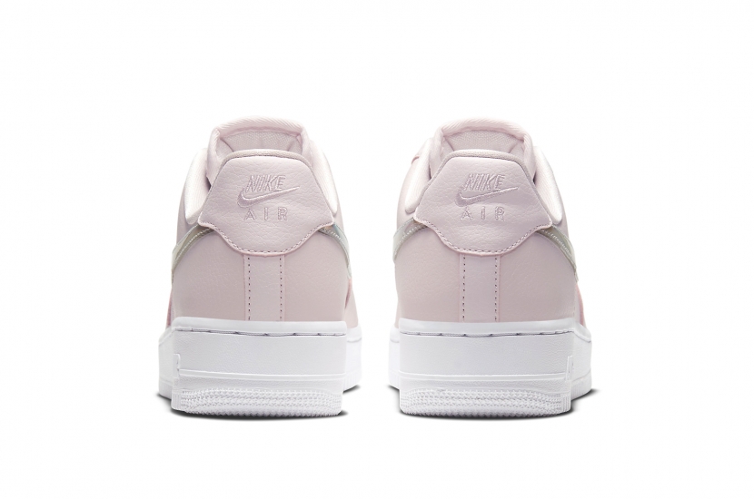 AIR FORCE 1 LOW IRIDESCENT PINK [CJ1646-600]