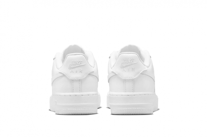 NIKE AIR FORCE 1 LOW LE TRIPLE WHITE (GS) [FV5951-111]