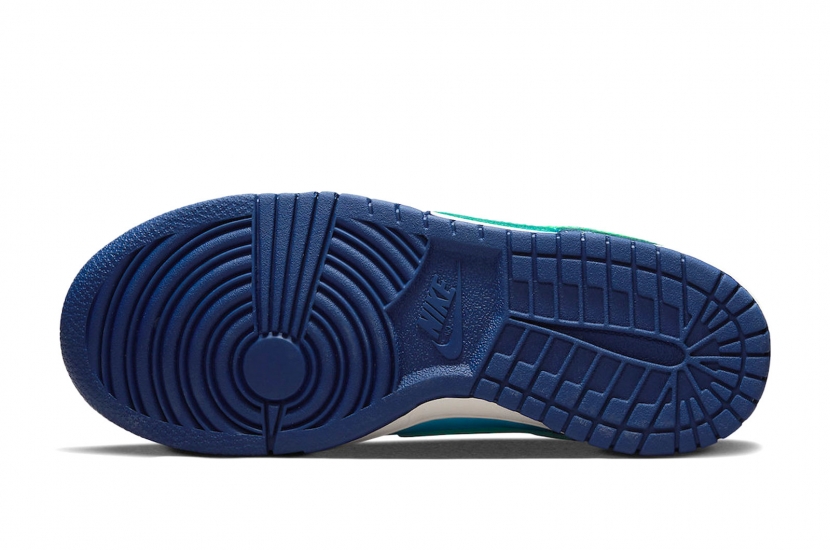 DUNK LOW ALL STAR 2023 GS [DV1693-401]