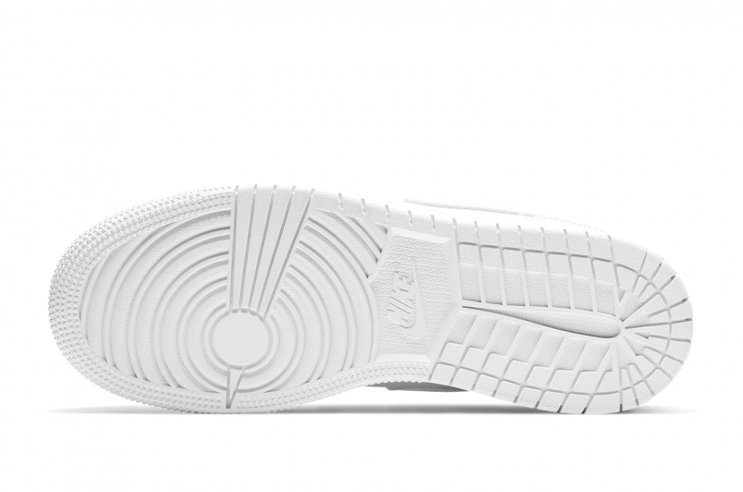 AIR JORDAN 1 LOW TRIPLE WHITE GS [553560-136]