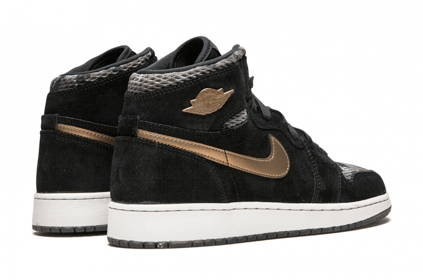 AIR JORDAN 1 HIGH OG HERIESS CAMO [832596-030]