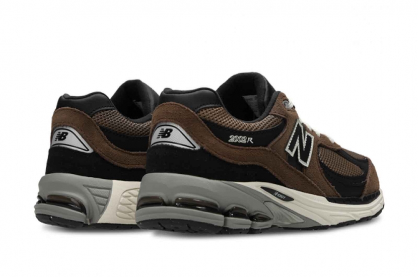 NEW BALANCE 2002R EMERGING BROWN [GC2002FM]