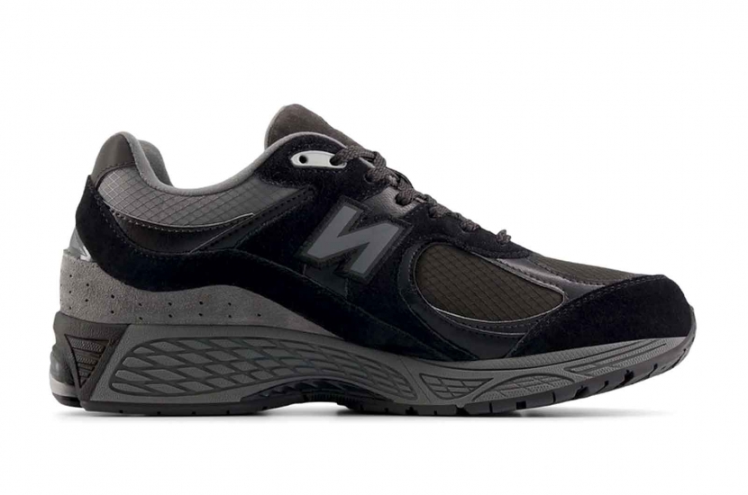 NEW BALANCE 2002R RIPSTOP BLACK [U2002RTG]