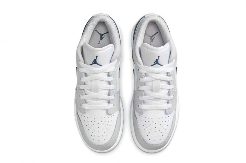 AIR JORDAN 1 LOW MIDNIGHT NAVY NEUTRAL GREY [553560-146]