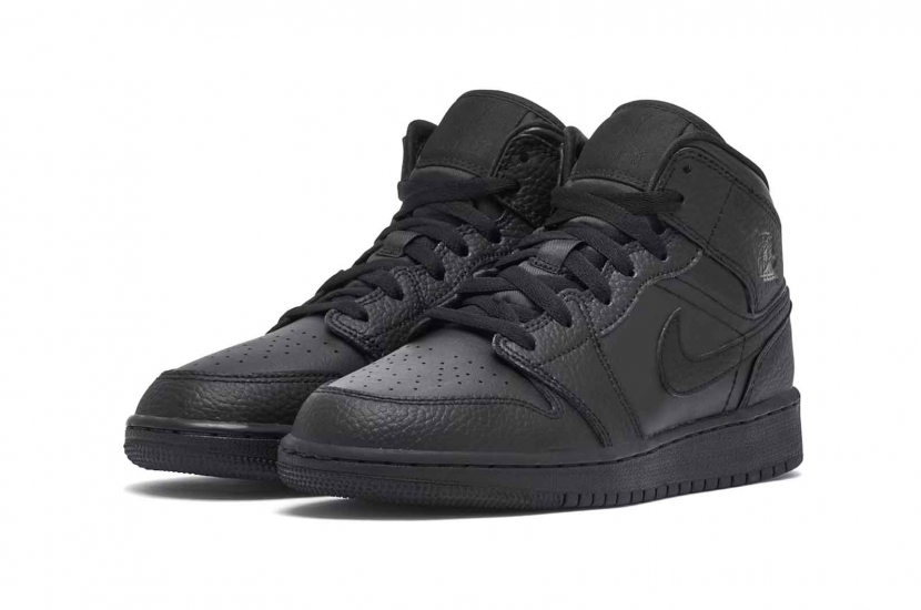 AIR JORDAN 1 MID TRIPLE BLACK [554725-091]