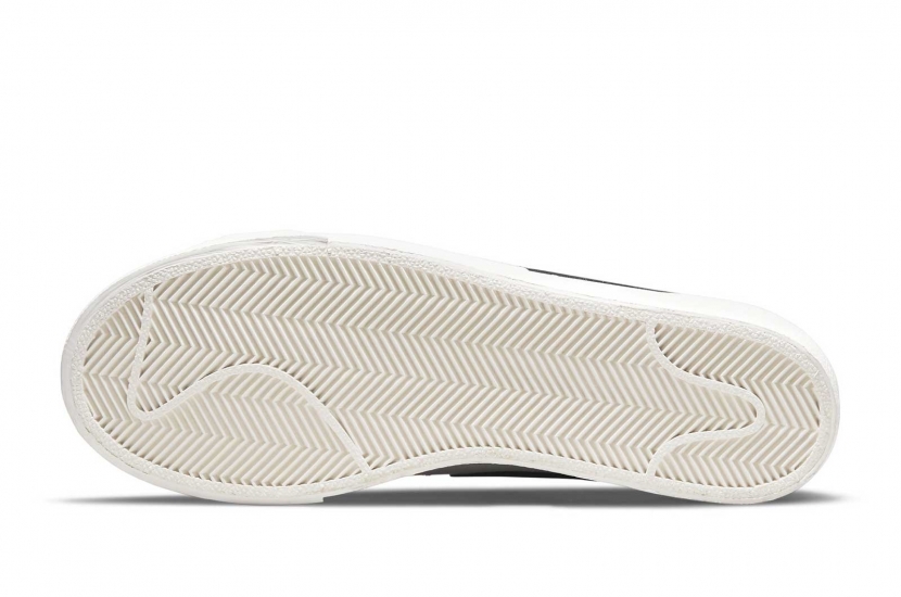 BLAZER LOW PLATFORM WHITE BLACK [DJ0292-101]