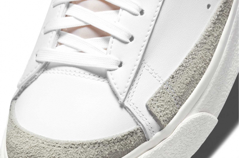 BLAZER LOW PLATFORM WHITE BLACK [DJ0292-101]