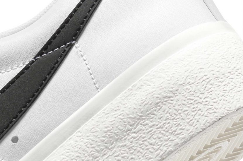 BLAZER LOW PLATFORM WHITE BLACK [DJ0292-101]