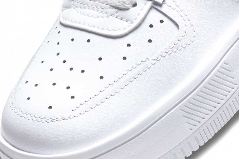 AIR FORCE 1 LOW FONTANKA TRIPLE WHITE [DH1290-100]