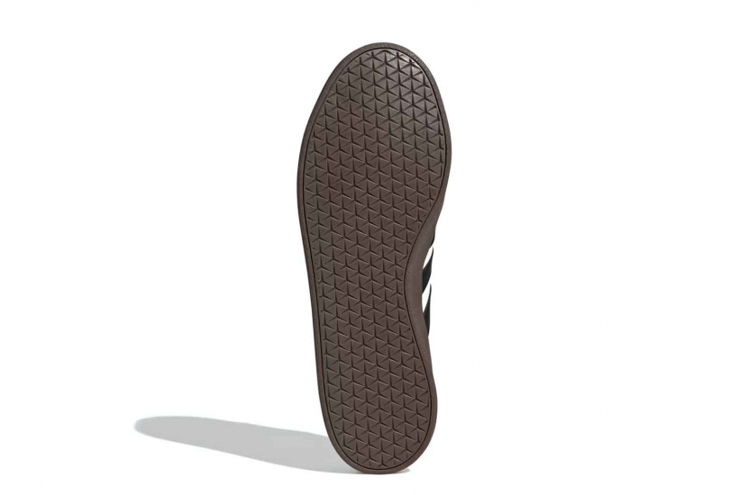 VL COURT CLASSIC CREAM WHITE CORE BLACK GUM [JI0497]