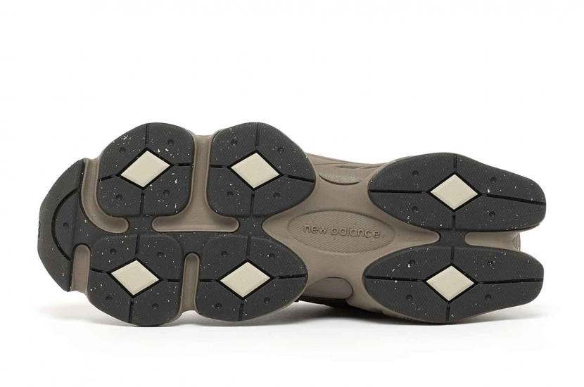 NEW BALANCE 9060 MONO CORTADO [U9060493]