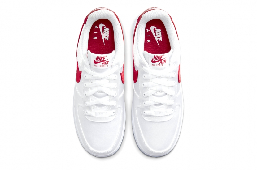AIR FORCE 1 LOW ’07 SATIN WHITE VARSITY RED [DX6541-100]