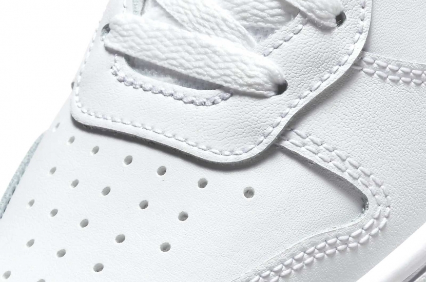 COURT BOROUGH 2 WHITE BLACK GS [BQ5448-104] [DV5456-104]