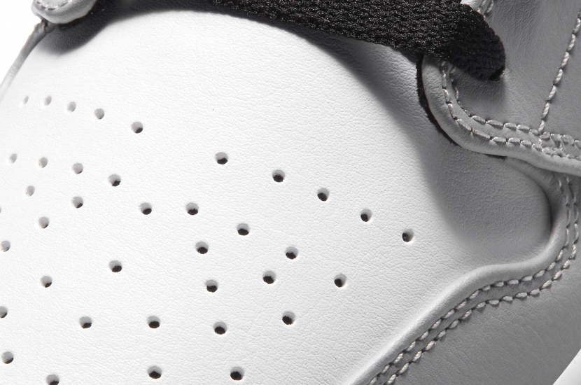 AIR JORDAN 1 LOW LIGHT SMOKE GREY [553558-030]