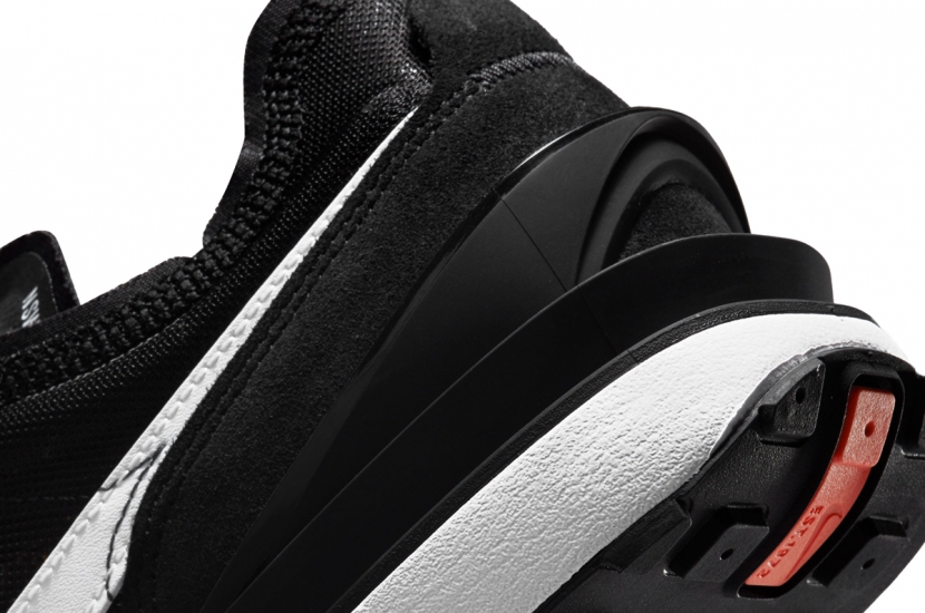 WAFFLE ONE BLACK WHITE [DC2533-001]