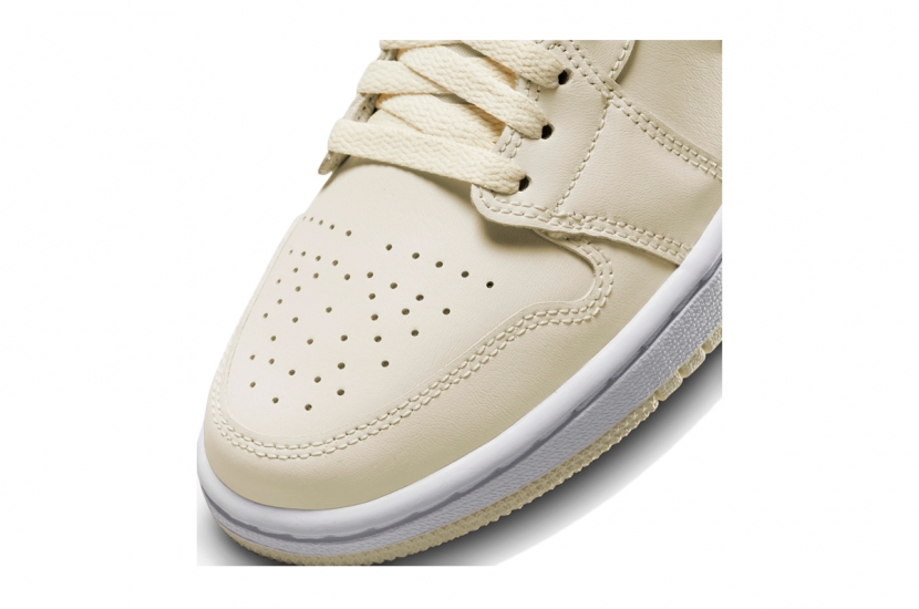 AIR JORDAN 1 LOW COCONUT MILK [DC0774-121]