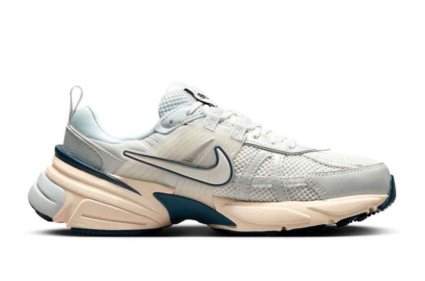 V2K RUN PLATINUM TINT W [FD0736-004]