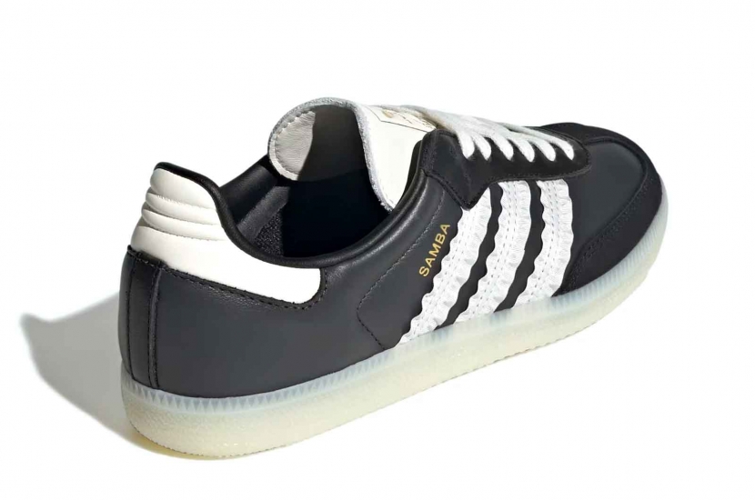 SAMBA RUFFLE STRIPES PACK BLACK OFF WHITE W [JR8831]