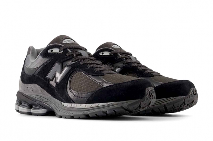 NEW BALANCE 2002R RIPSTOP BLACK [U2002RTG]