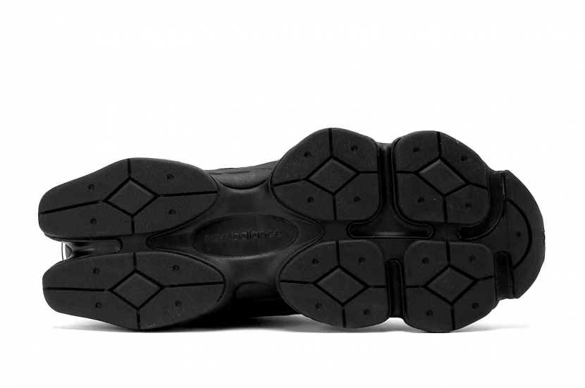 NEW BALANCE 9060TRIPLE BLACK [U9060BPM]