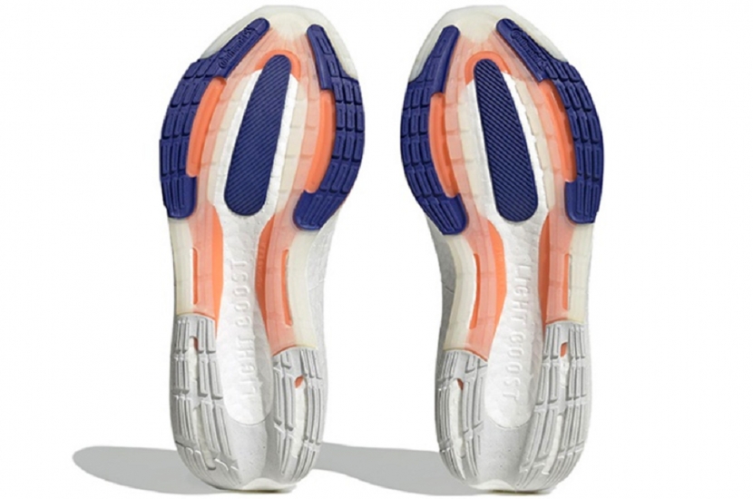 ADIDAS ULTRA BOOST LIGHTLUCID BLUE CORAL FUSION [HP3343]