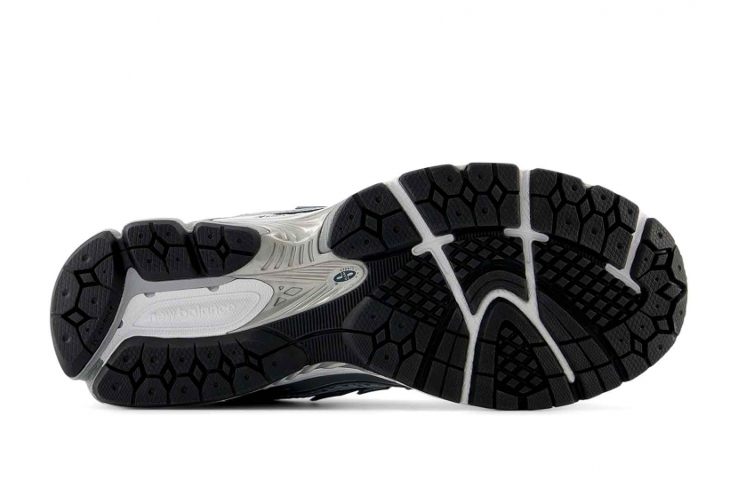 NEW BALANCE 1906R "SILVER METALLIC DEEP OCEAN" [1906RCE]