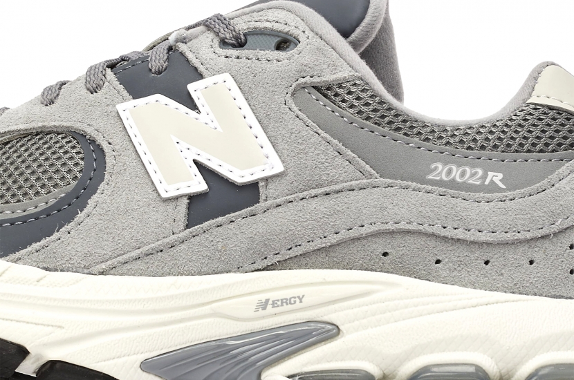 NEW BALANCE 2002R STEEL [GC2002ST]