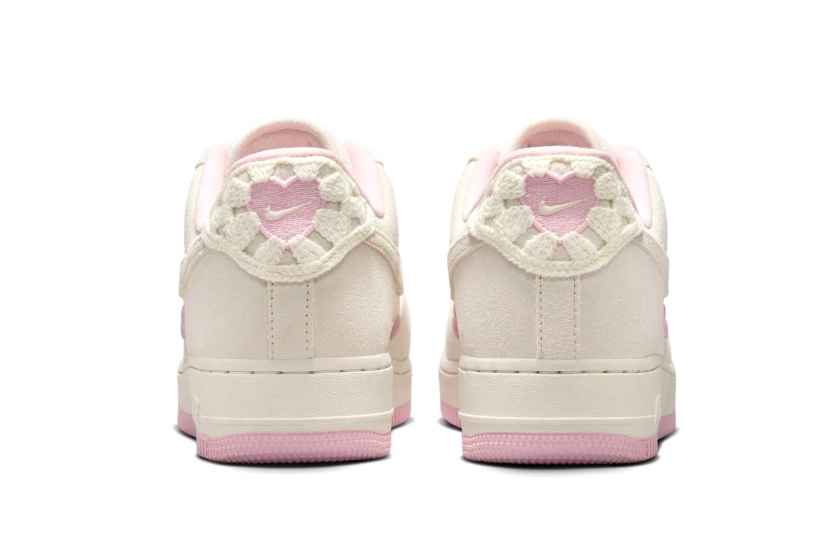  AIR FORCE 1 LOW VALENTINE'S DAY 2025 [HV5992-111]