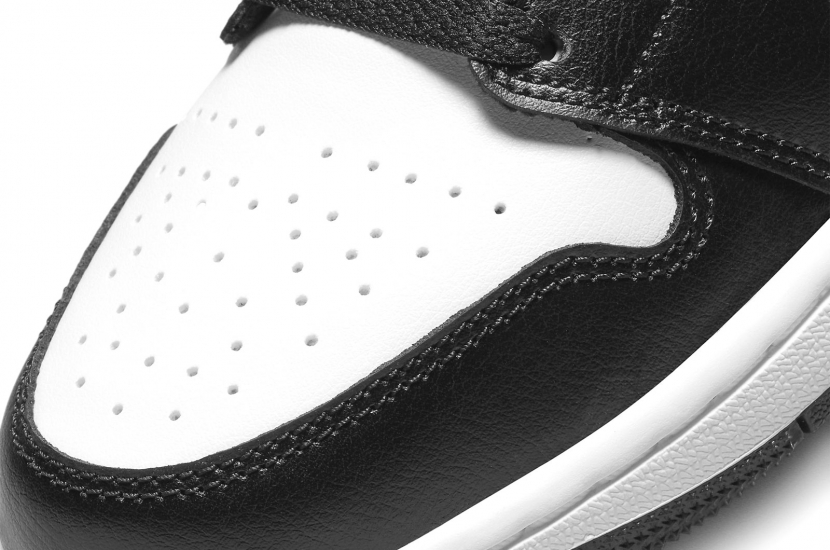 AIR JORDAN 1 LOW PANDA  [DC0774-101]