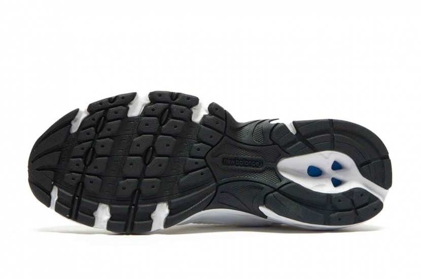 NEW BALANCE 530 WHITE BLACK DETAILS [MR530EWB]