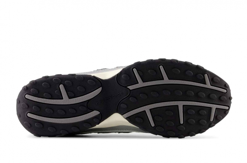 NEW BALANCE 204L SILVER METALLIC BLACK [U204LSWD]