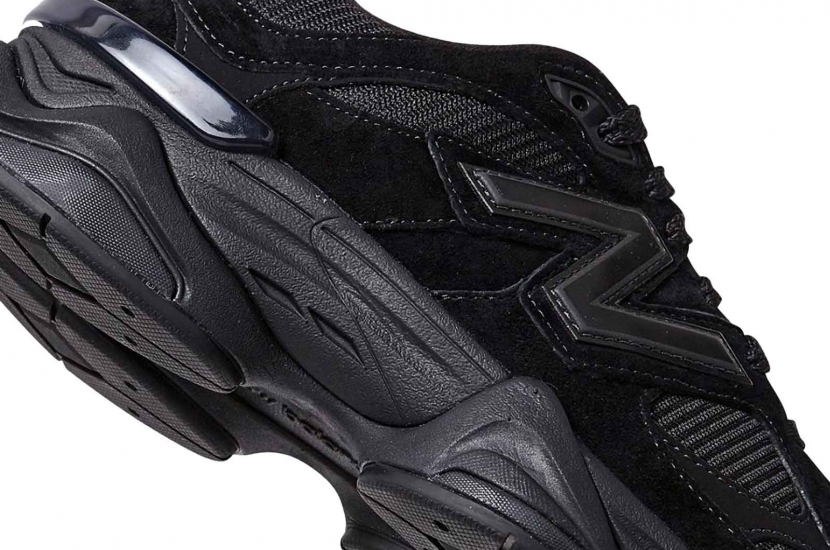 NEW BALANCE 9060TRIPLE BLACK [U9060BPM]