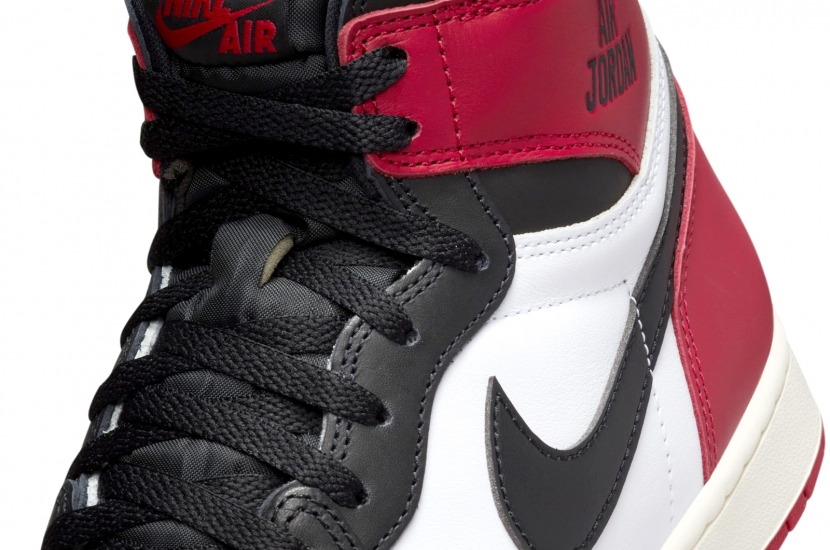 AIR JORDAN 1 HIGH RETRO OG BLACK TOE REIMAGINED [DZ5485-106]