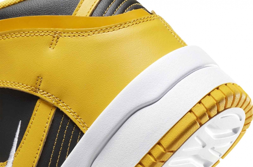 DUNK HIGH UPVARSITY MAIZE [DH3718-001]