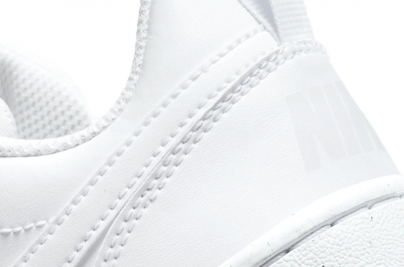 COURT BOROUGH LOW RECRAFT TRIPLE WHITE (GS) [DV5456-106]