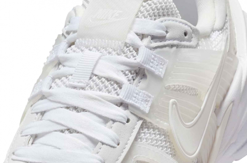 V2K RUN SUMMIT WHITE [HJ5269-100]