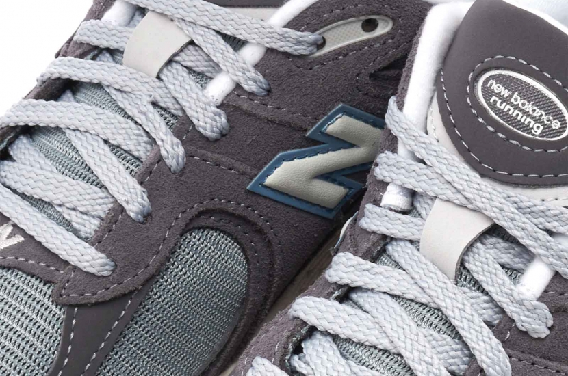 NEW BALANCE 2002R MAGNENT LEAD [M2002RFB]