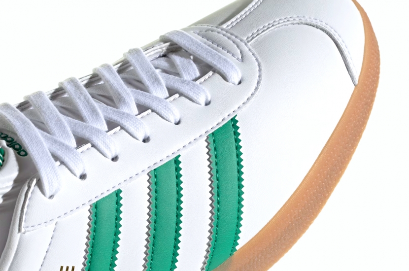 GAZELLE WHITE BOLD GREEN GUM [IH2216]